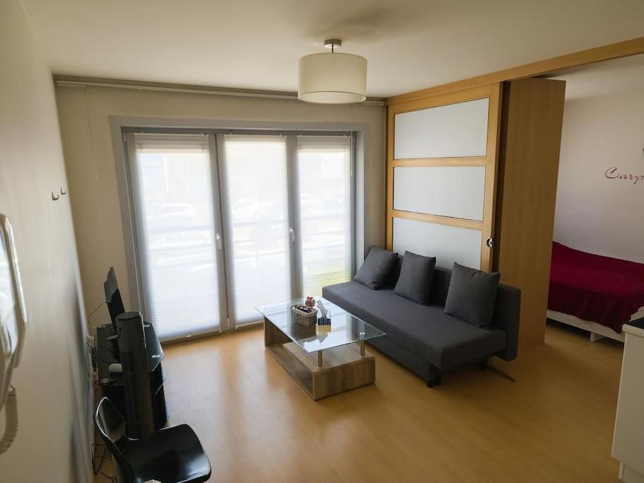 Cozy Studio With Pool Close To The Sea Остенде Екстер'єр фото